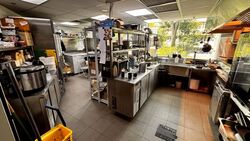 Kitchener Complex (D8), Retail #553646521